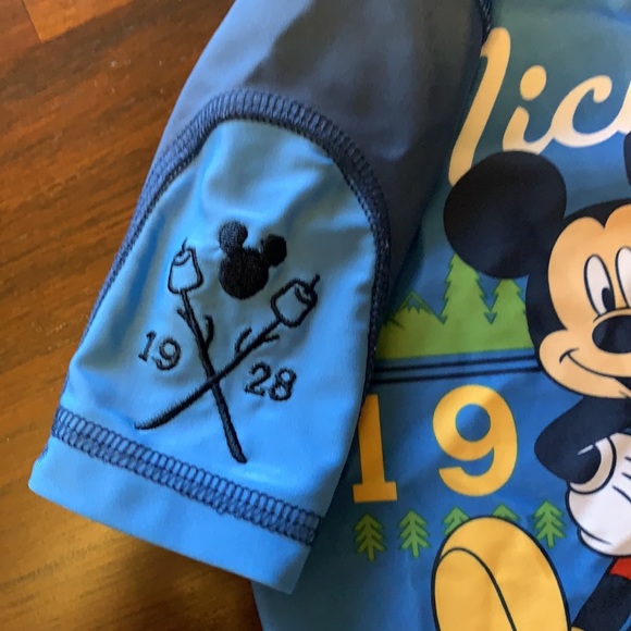 Mickey Mouse Rash Guard - Picture 3 of 4
